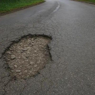 kerusakan jalan